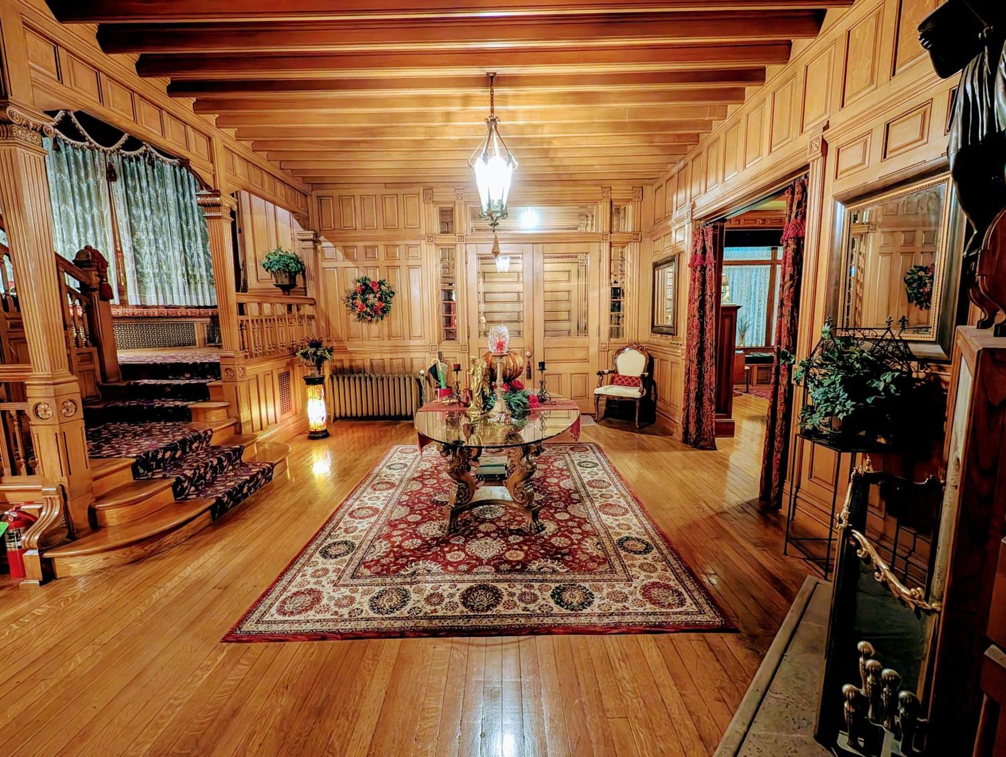 อเล็กซานเดอร์ แมนชั่น เบด แอนด์ เบรคฟาสต์ Bed & Breakfast วิโนนา ภายนอก รูปภาพ