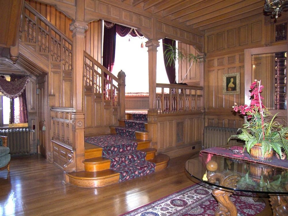 อเล็กซานเดอร์ แมนชั่น เบด แอนด์ เบรคฟาสต์ Bed & Breakfast วิโนนา ภายนอก รูปภาพ