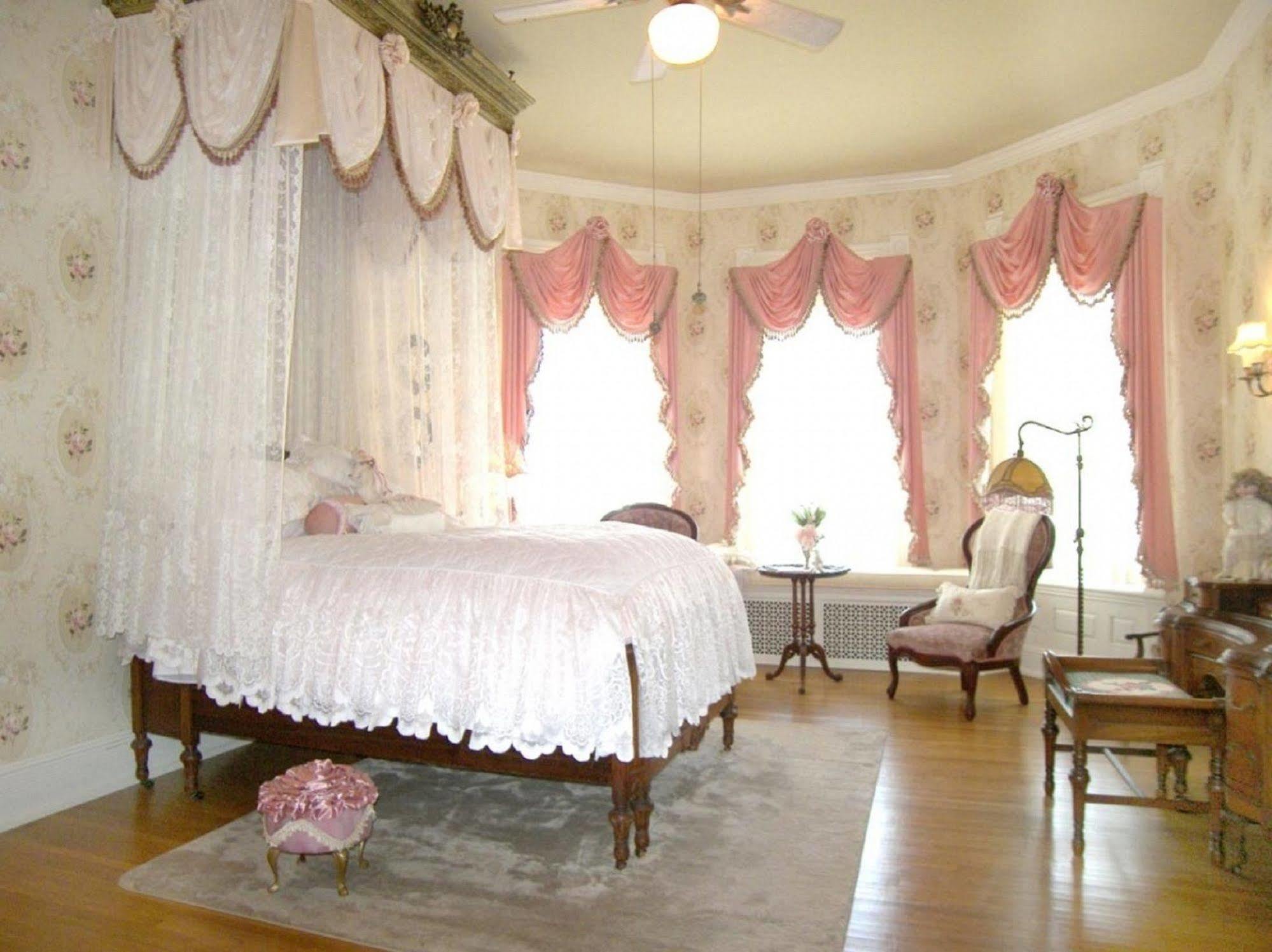 อเล็กซานเดอร์ แมนชั่น เบด แอนด์ เบรคฟาสต์ Bed & Breakfast วิโนนา ภายนอก รูปภาพ