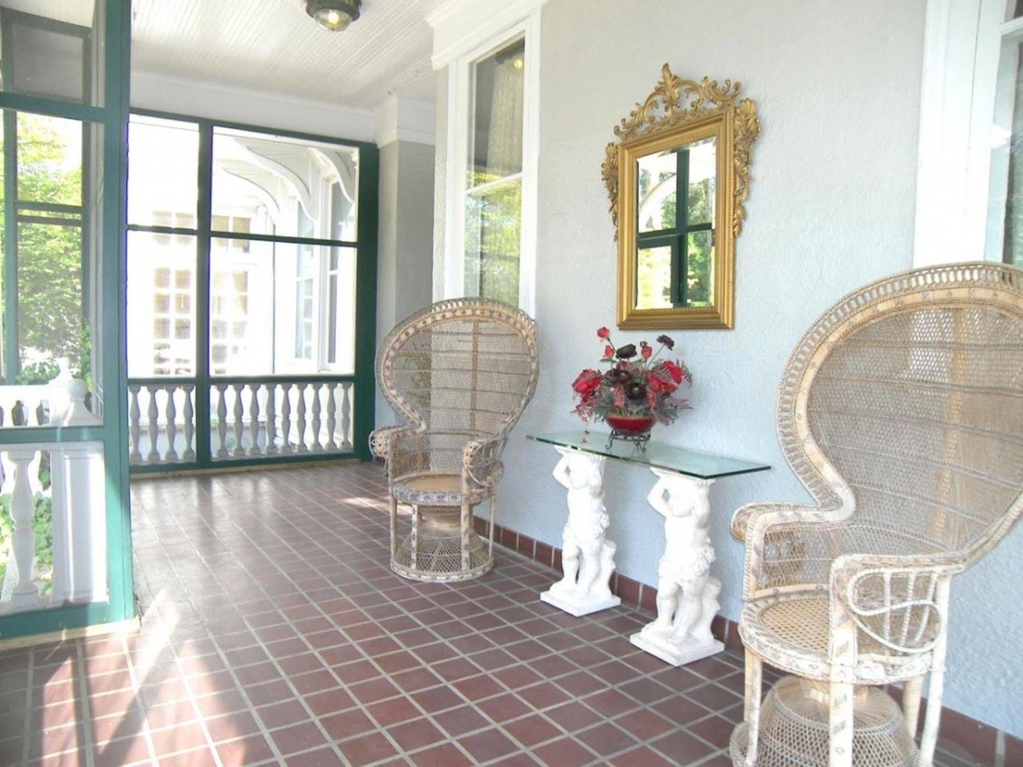 อเล็กซานเดอร์ แมนชั่น เบด แอนด์ เบรคฟาสต์ Bed & Breakfast วิโนนา ภายนอก รูปภาพ